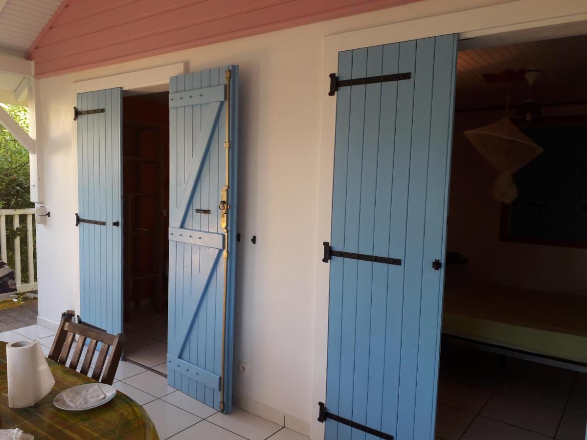 Ti Case Gwada Location Sainte-Anne  Eksteriør billede